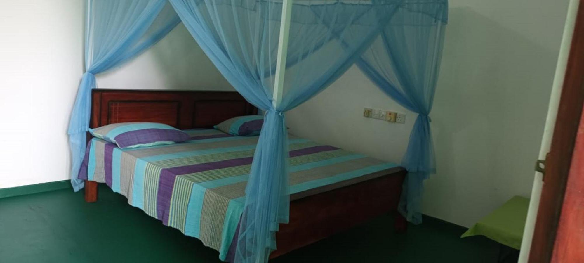 Lagoon Inn Hambantota Bagian luar foto