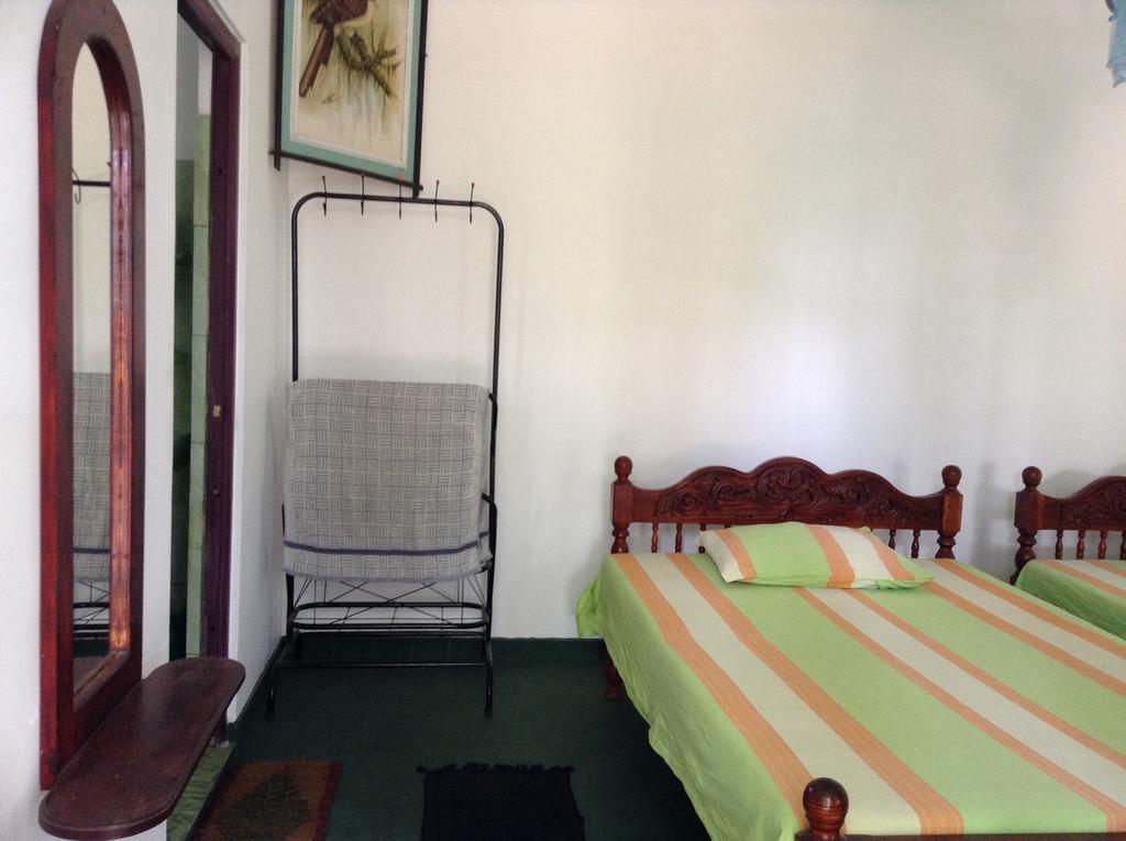 Lagoon Inn Hambantota Bagian luar foto
