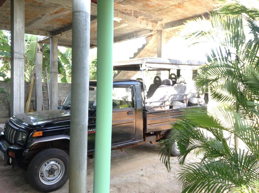 Lagoon Inn Hambantota Bagian luar foto